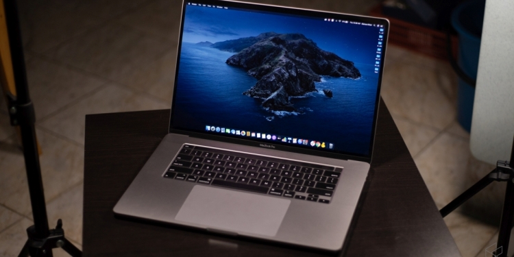 MacBook Pro 16 全新GPU  图形性能更强大