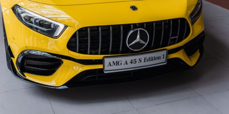 奔驰 降价高达7.11%！ 节省约5万令吉