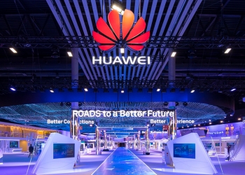 不堪国内外施压？英政府U转或淘汰华为5G设备