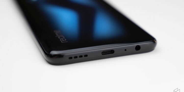 Realme新机将搭载超大6000mAh电池容量