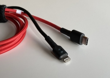 材质更耐磨 疑似iPhone 12充电线曝光