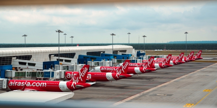 若飞砂州航班遭取消 亚航RM399无限通行证可免费改期