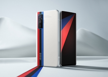 15分钟充满电！宝马版IQoo 5 Pro搭载120W快充