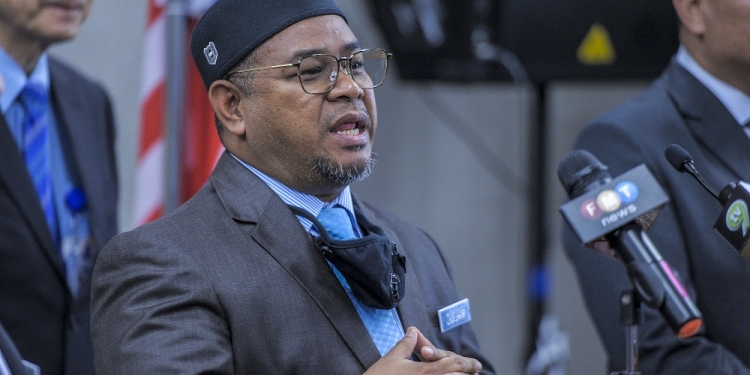 强调验了3次! 凯鲁丁:获准进宫证明我没染病