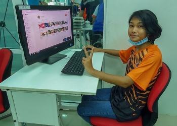 成熟面对副部长造假指控 沙女大学生坦言“很受伤”