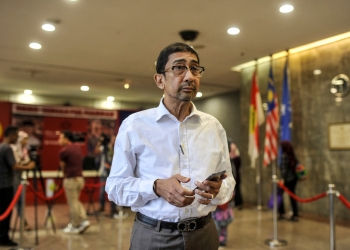 指女大学生没爬树应考被骂惨！副部长归咎同僚“收错风”