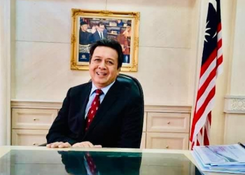 称薇薇奥娜造假遭网民炮轰 古达国会议员随后删帖