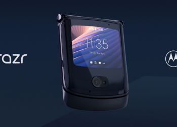 功能升级可用5G！ Motorola Razr 5G 翻盖手机延续经典