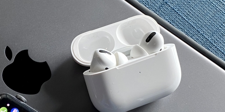 新买的AirPods Pro有异响? 苹果宣布免费更换