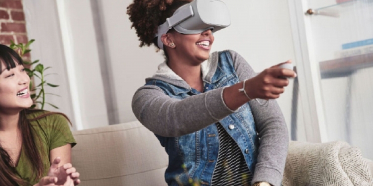 三星和斯坦福大学研发新OLED技术 解决“屏幕门效应”