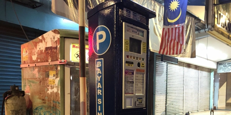 投币角子机合同到期! 隆市10月起需用App缴停车费