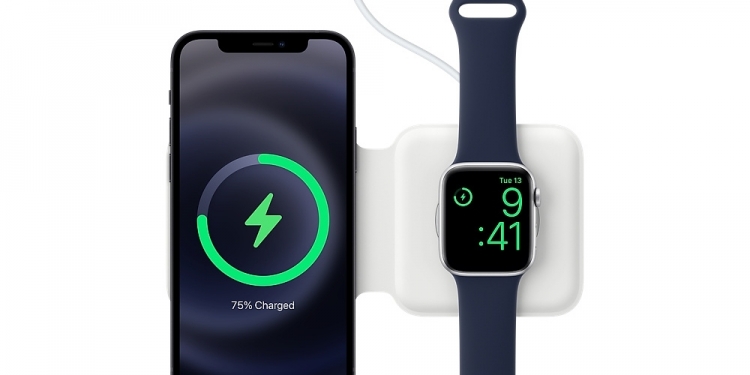 若搭配27W电源适配器 MagSafe Duo可支持14W无线充电