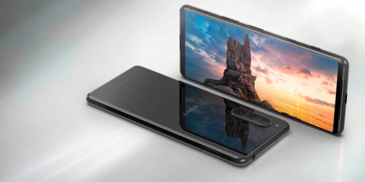 喜欢小巧机身？可考虑索尼Xperia 5 II！