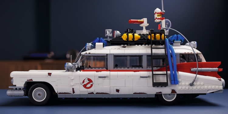 神还原Ghostbusters经典! 乐高推出超精细Ecto-1捉鬼模型车