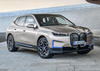 充电10分钟续航121公里！宝马推出全新电动车iX SUV