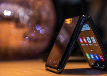 传Galaxy Z Flip 2延迟发布 屏幕具120Hz刷新率