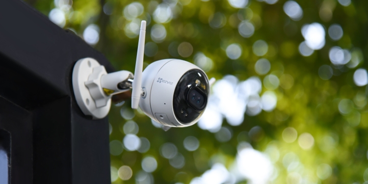 低光也有清晰彩色画面!双镜头安全摄像机Ezviz C3X登陆大马