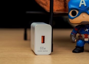 华为或跟随苹果步伐 卖手机不附充电器