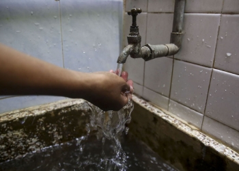 莎阿南水管破裂 受影响地区陆续恢复水供