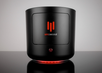 一边打游戏一边加热炸鸡！肯德基料推出KFConsole
