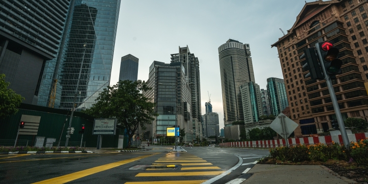 疫情期间使用量激增 “封锁”成《柯林斯词典》2020年度词汇!