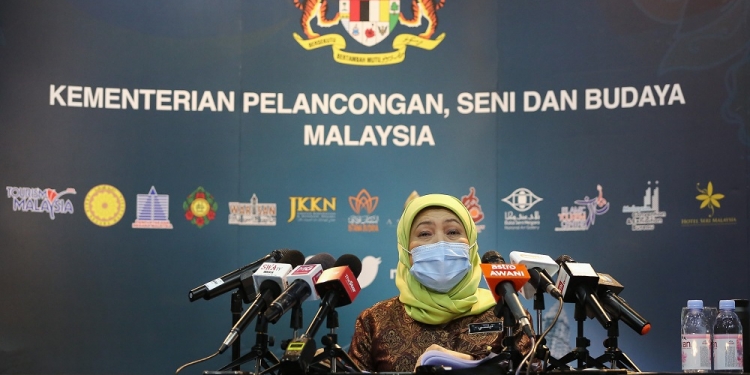 政府计划向绿疫国家开放边境 以促进旅游业