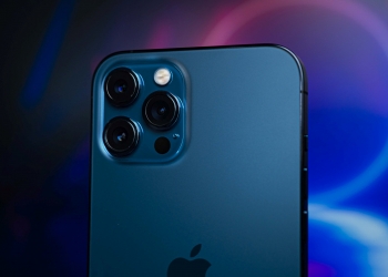 苹果测试iOS 14.4  会发出“相机非原装 ”警告