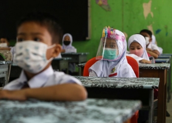 公共卫生专家：开学面临众多难题未有方案！