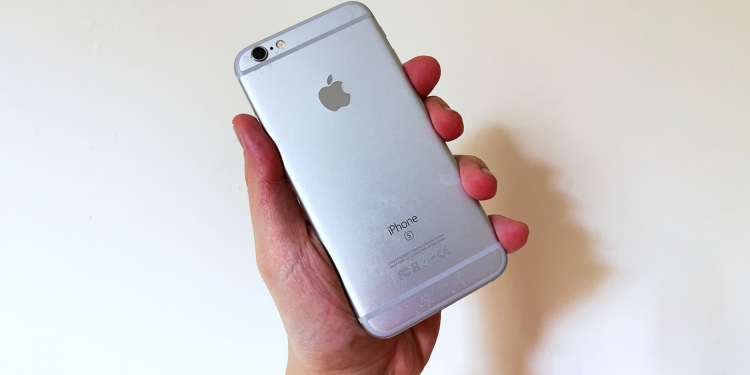 包括首代 iPhone SE！苹果3款旧机型料无法更新 iOS 15