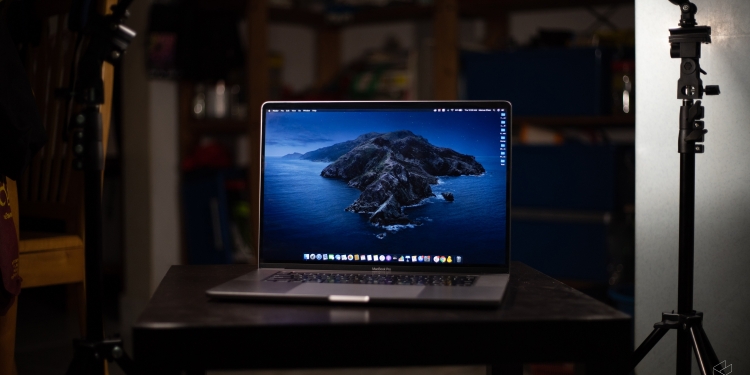 MagSafe功能回归？新款MacBook Pro料采用平边设计