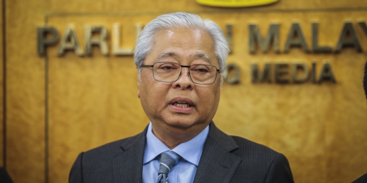 病例增加也不会再封城!防长:不想低收入群失生计而活不了