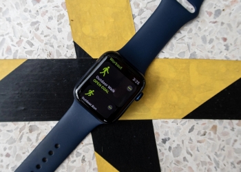 Apple Watch Series 5或SE无法充电？ 可免费维修！