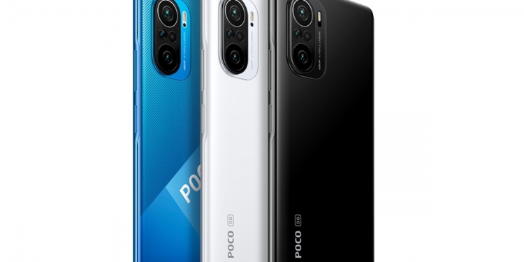 后置三摄采用长方形设计 POCO F3渲染图曝光