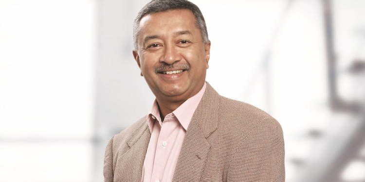 敦马次子莫扎尼4月22日起任明讯主席