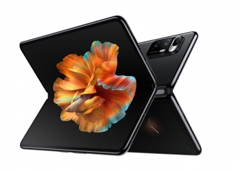 采用液态镜头 小米首款折叠手机Mix Fold发布