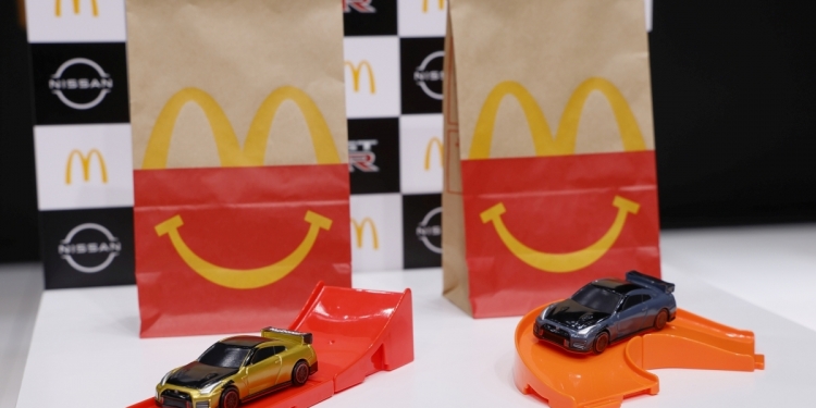 日产联手麦当劳推儿童套餐 送GT-R Nismo玩具模型