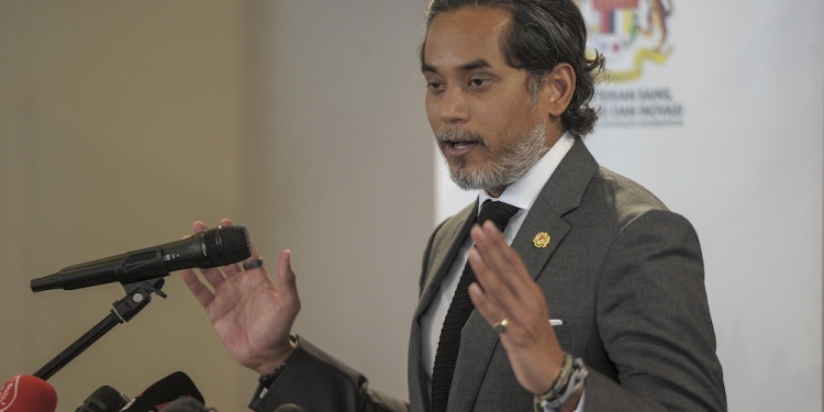 沿海贸易政策豁免 内阁指示7部长两周后呈建议