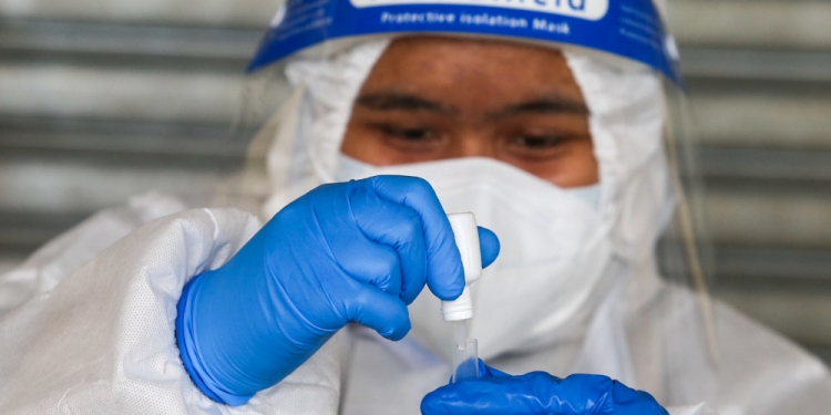 新增2331宗确诊 雪砂隆占逾六成