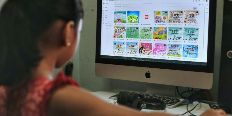 教育部决定学校不关闭 家长协会支持