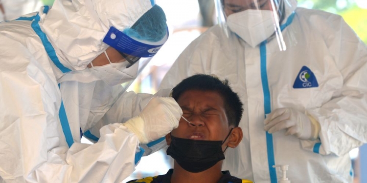 新增病例再攀升报3332宗！雪州1083宗居冠