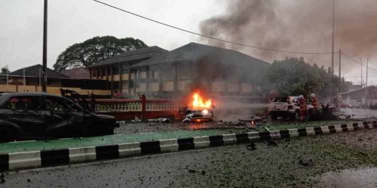 丹州汽车爆炸疑遭雷击？真相其实是这样