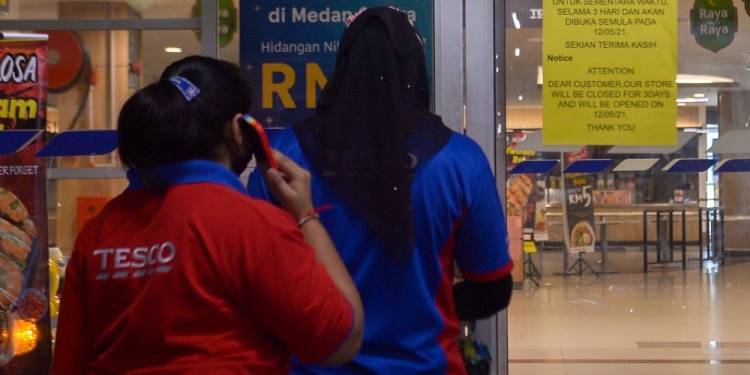 东家没开就去西家！卫生专家：部分商场关3天或弄巧反拙