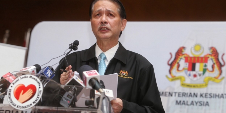 纪录破破破！8290确诊61人病逝