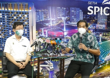 凯里保证会供应充足 曹观友：槟政府不自行采购疫苗