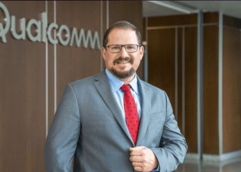 高通新任CEO最大目标 击败苹果M1芯片