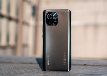 手机出货量超越苹果！小米跻身全球第二