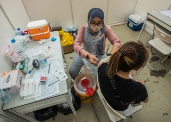 全国新冠疫苗接种计划：过去一周每日接种量逾32万剂