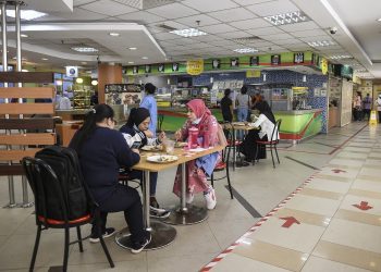 料砂玻最快迈入NRP三阶！首相：下周宣布完成接种放宽政策