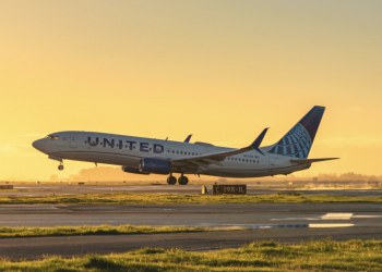 “熊孩子”AirDrop软气枪图 导致航班被逼延后起飞！