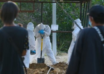 单日病例继续破万！新增1万4516确诊